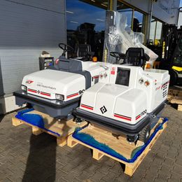 Neuzugang im Fuhrpark: Dulevo-Kehrmaschinen für höchste Reinigungsansprüche @ KWS Mietservice Neuzugang im Fuhrpark: Dulevo-Kehrmaschinen für höchste Reinigungsansprüche