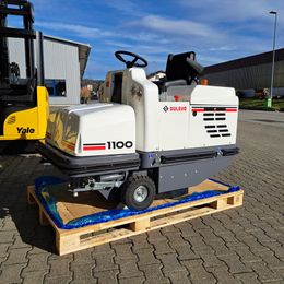 Neuzugang im Fuhrpark: Dulevo-Kehrmaschinen für höchste Reinigungsansprüche @ KWS Mietservice Neuzugang im Fuhrpark: Dulevo-Kehrmaschinen für höchste Reinigungsansprüche