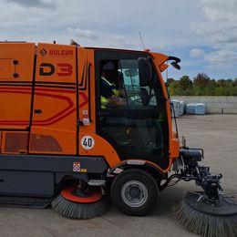 Kehrmaschine Dulevo D3 Euro 6c mieten Kehrmaschine zur Miete