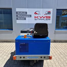 Aufsitz-Kehrsaugmaschine Fiorentini S34B mieten Aufsitz-Kehrsaugmaschine zur Miete