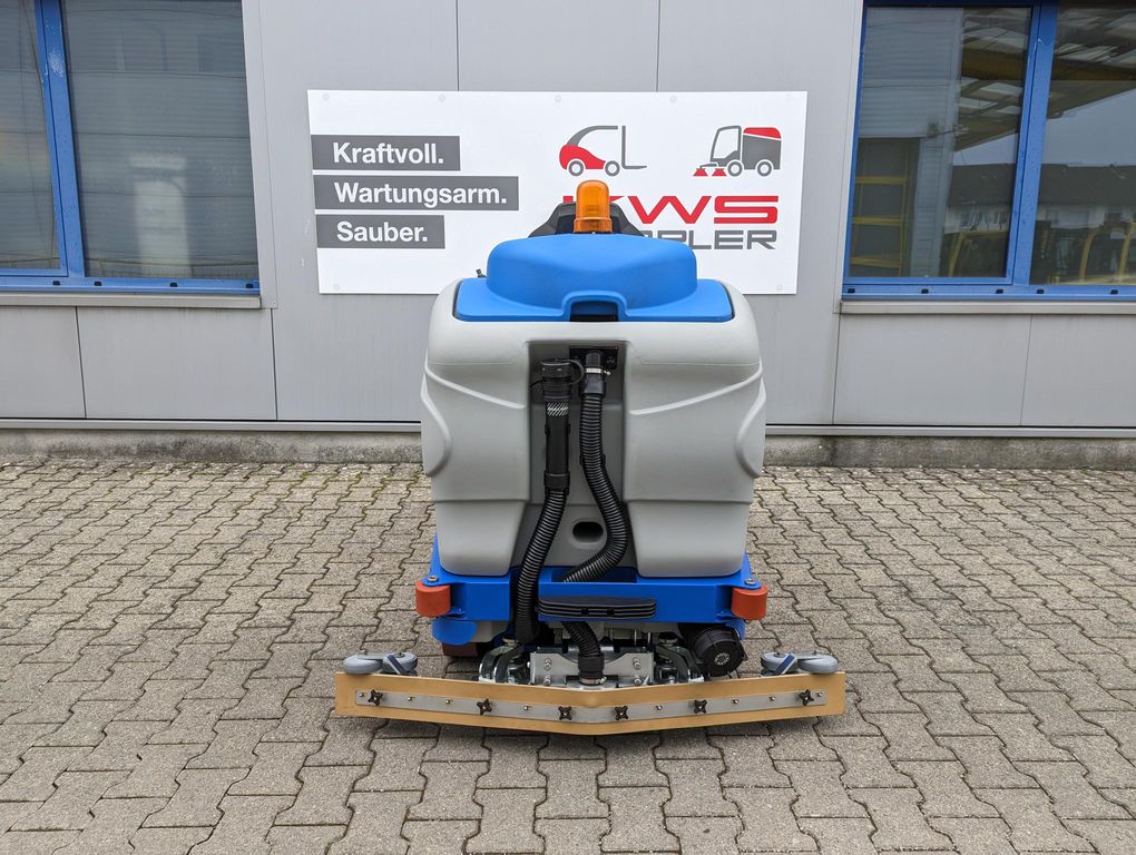 Aufsitz-Scheuersaugmaschine Fiorentini I38UE *Demofahrzeug* mieten Aufsitz-Scheuersaugmaschine zur Miete