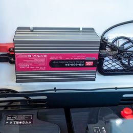 Kehrmaschine Tenax International Maxwind *Demofahrzeug* mieten Kehrmaschine zur Miete