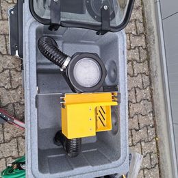 Scheuersaugmaschine Tomcat Sport V2 mieten Scheuersaugmaschine zur Miete