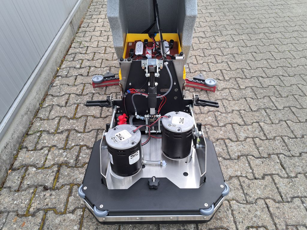 Scheuersaugmaschine Tomcat Carbon V2 mieten Scheuersaugmaschine zur Miete