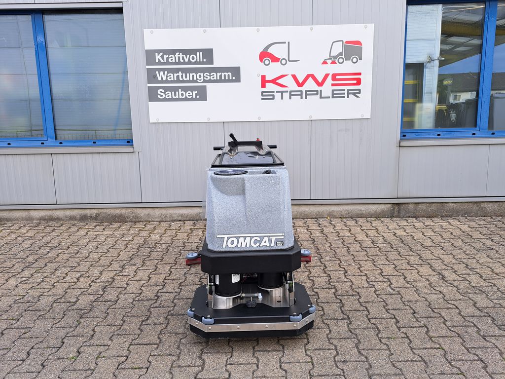 Scheuersaugmaschine Tomcat Carbon V2 mieten Scheuersaugmaschine zur Miete