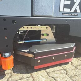 Aufsitz-Scheuersaugmaschine Tomcat EX v2 Disk mieten Aufsitz-Scheuersaugmaschine zur Miete