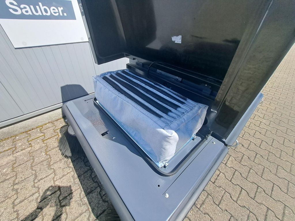 Aufsitz-Kehrsaugmaschine Dulevo 90 EH mieten Aufsitz-Kehrsaugmaschine zur Miete