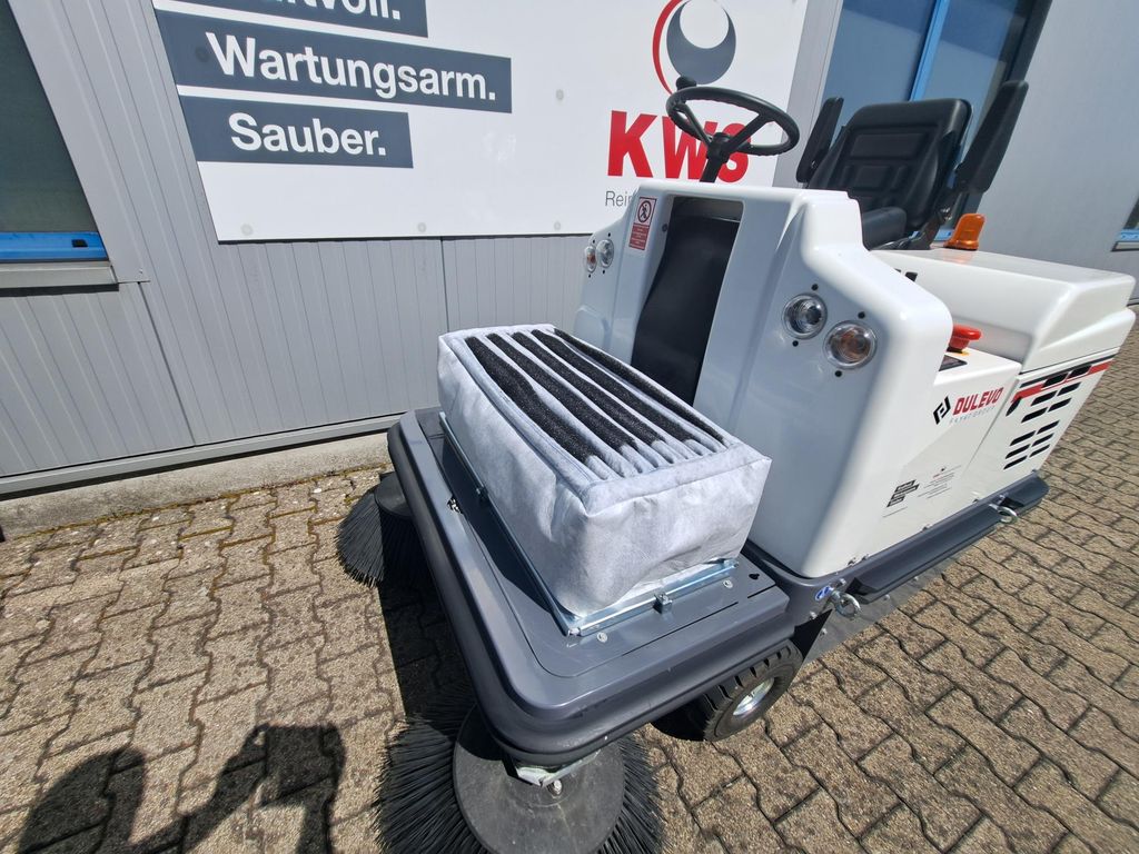 Aufsitz-Kehrsaugmaschine Dulevo 1100 EH mieten Aufsitz-Kehrsaugmaschine zur Miete