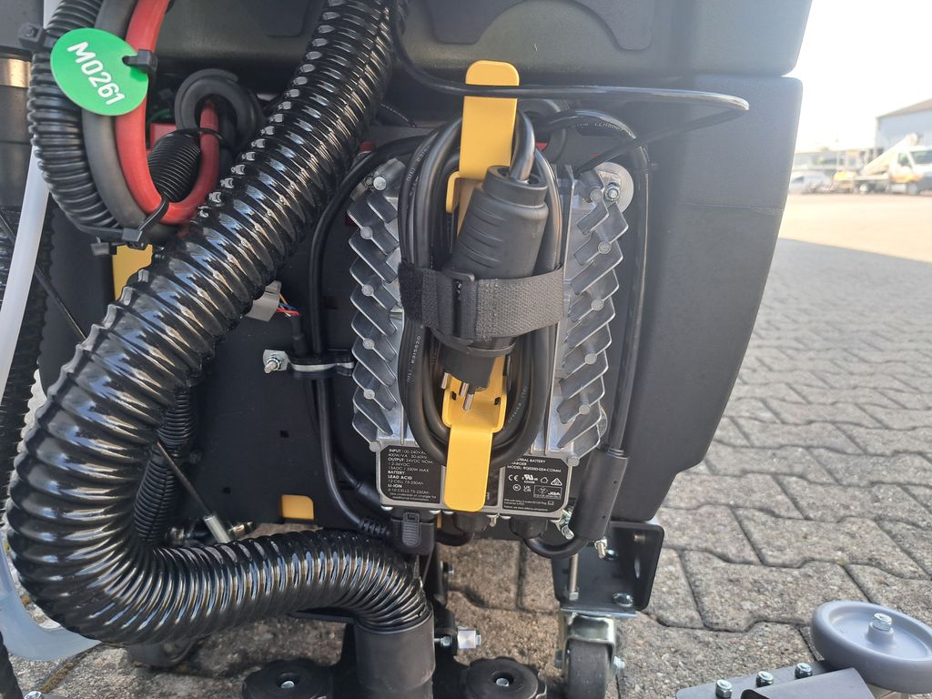 Scheuersaugmaschine Kodiak K12R Orbital mieten Scheuersaugmaschine zur Miete