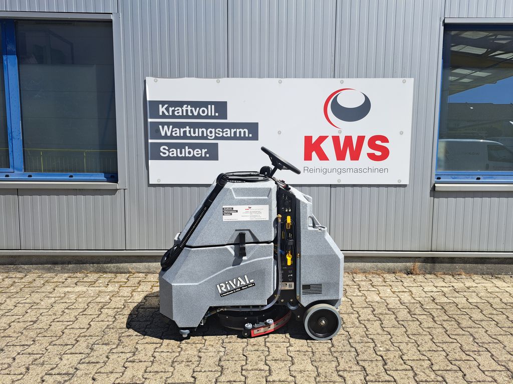 Scheuersaugmaschine Tomcat Rival mieten Scheuersaugmaschine zur Miete