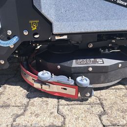 Scheuersaugmaschine Tomcat Rival mieten Scheuersaugmaschine zur Miete