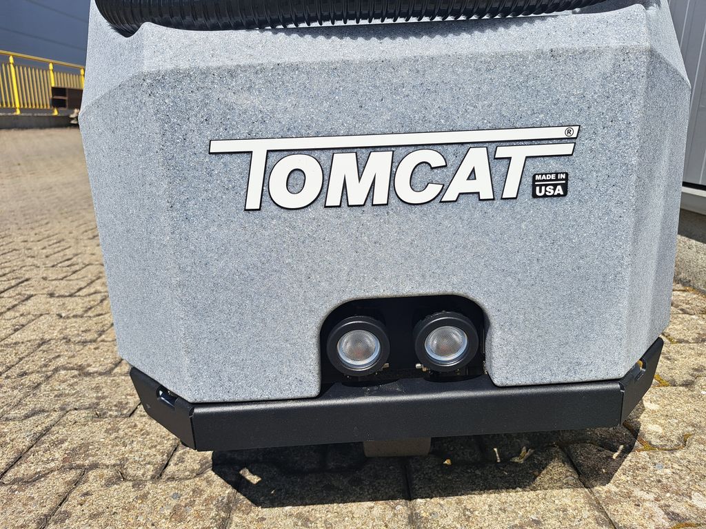 Scheuersaugmaschine Tomcat Rival mieten Scheuersaugmaschine zur Miete