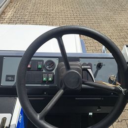 Aufsitz-Kehrsaugmaschine Dulevo 120 DK mieten Aufsitz-Kehrsaugmaschine zur Miete