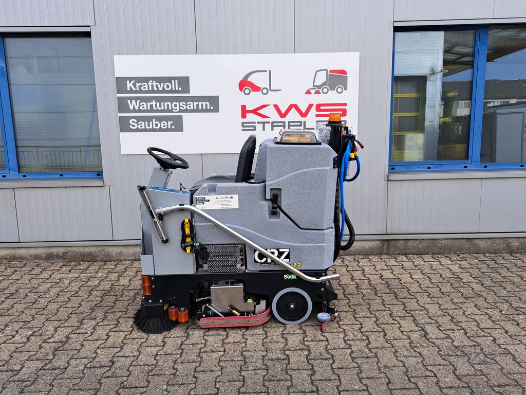 Aufsitz-Scheuersaugmaschine Tomcat CRZ V2 mieten Aufsitz-Scheuersaugmaschine zur Miete