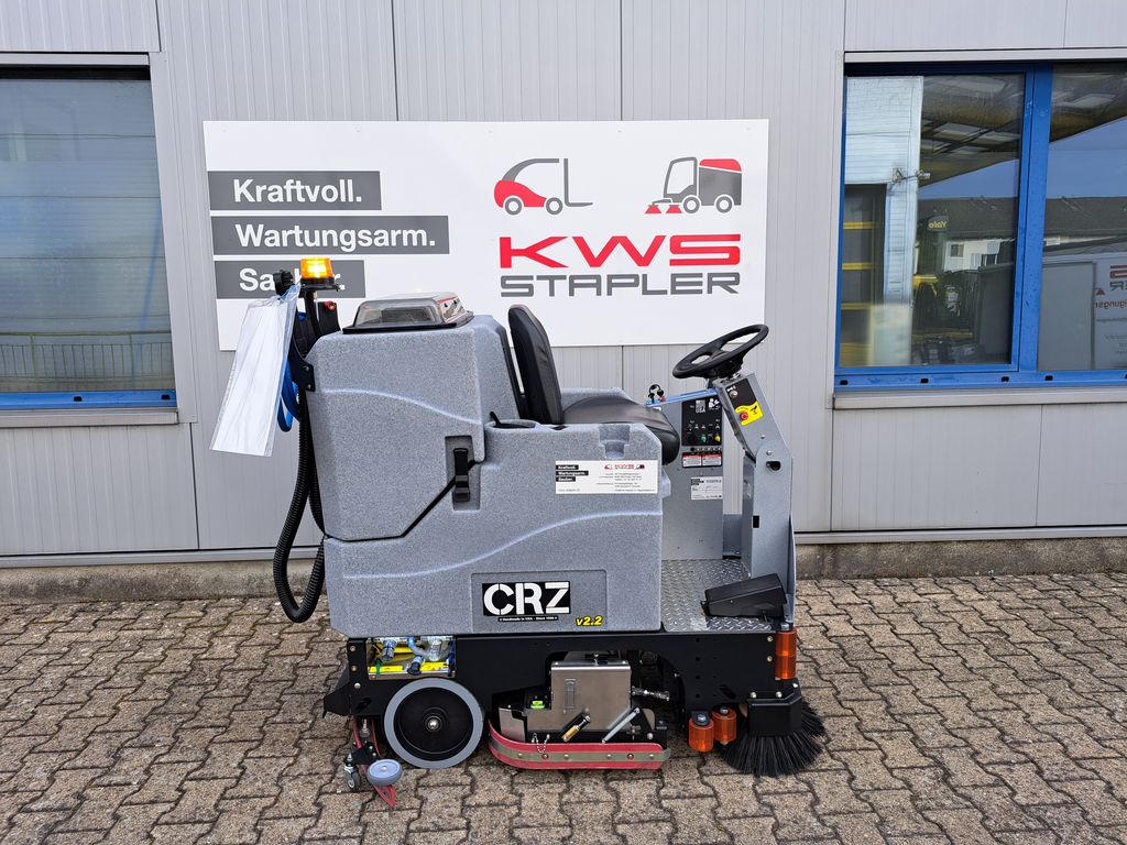 Aufsitz-Scheuersaugmaschine Tomcat CRZ V2 mieten Aufsitz-Scheuersaugmaschine zur Miete