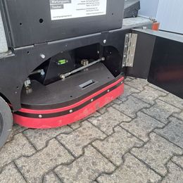 Aufsitz-Scheuersaugmaschine zur Miete