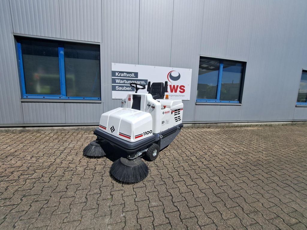 Aufsitz-Kehrsaugmaschine Dulevo 1100 EH mieten Aufsitz-Kehrsaugmaschine zur Miete