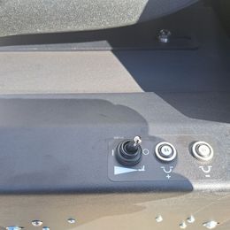 Aufsitz-Scheuersaugmaschine zur Miete