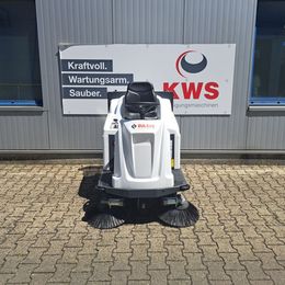 Aufsitz-Kehrsaugmaschine zur Miete