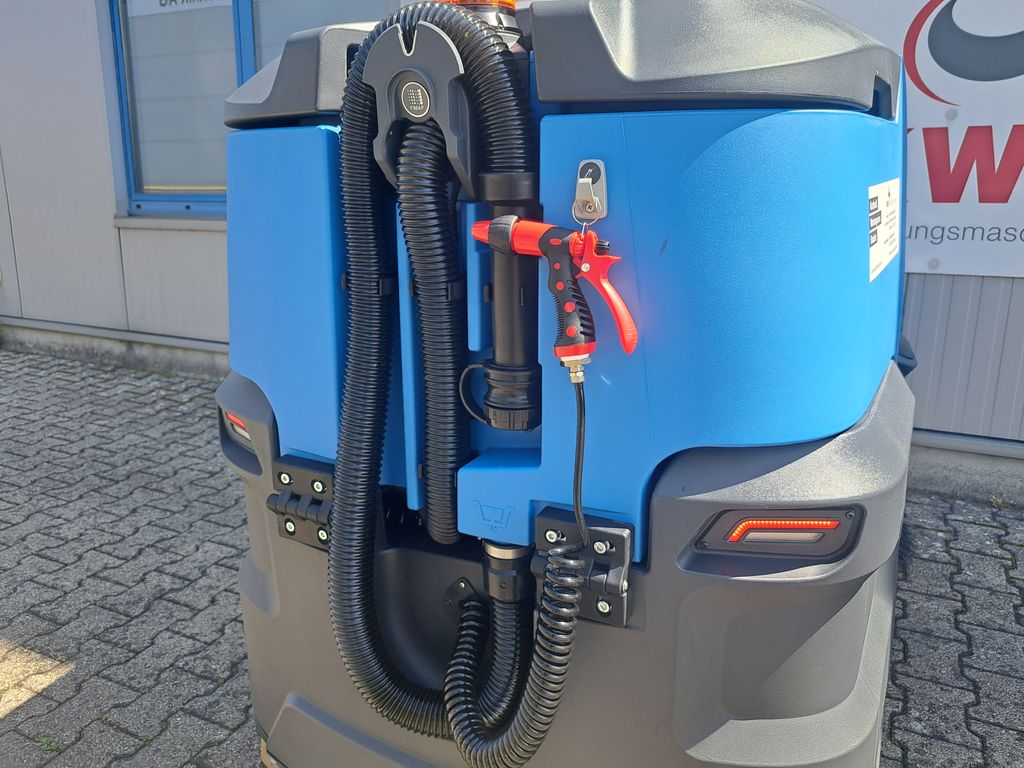 Aufsitz-Scheuersaugmaschine Fimap Magna Cylindrical mieten Aufsitz-Scheuersaugmaschine zur Miete