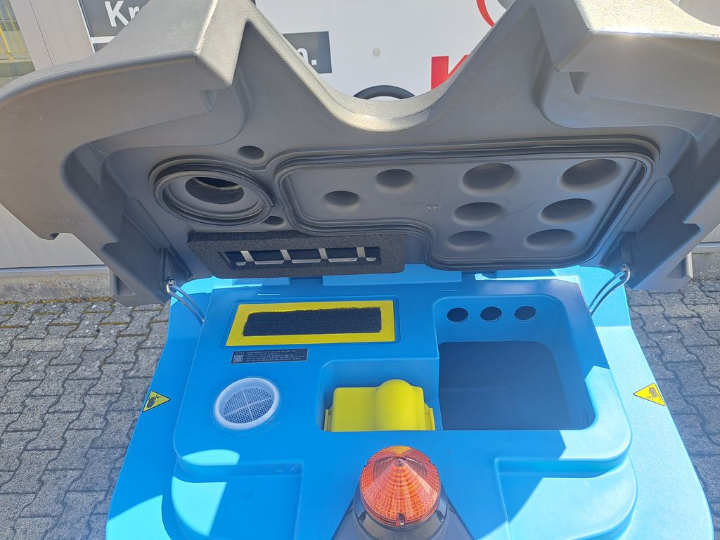 Aufsitz-Scheuersaugmaschine Fimap Magna Cylindrical mieten Aufsitz-Scheuersaugmaschine zur Miete