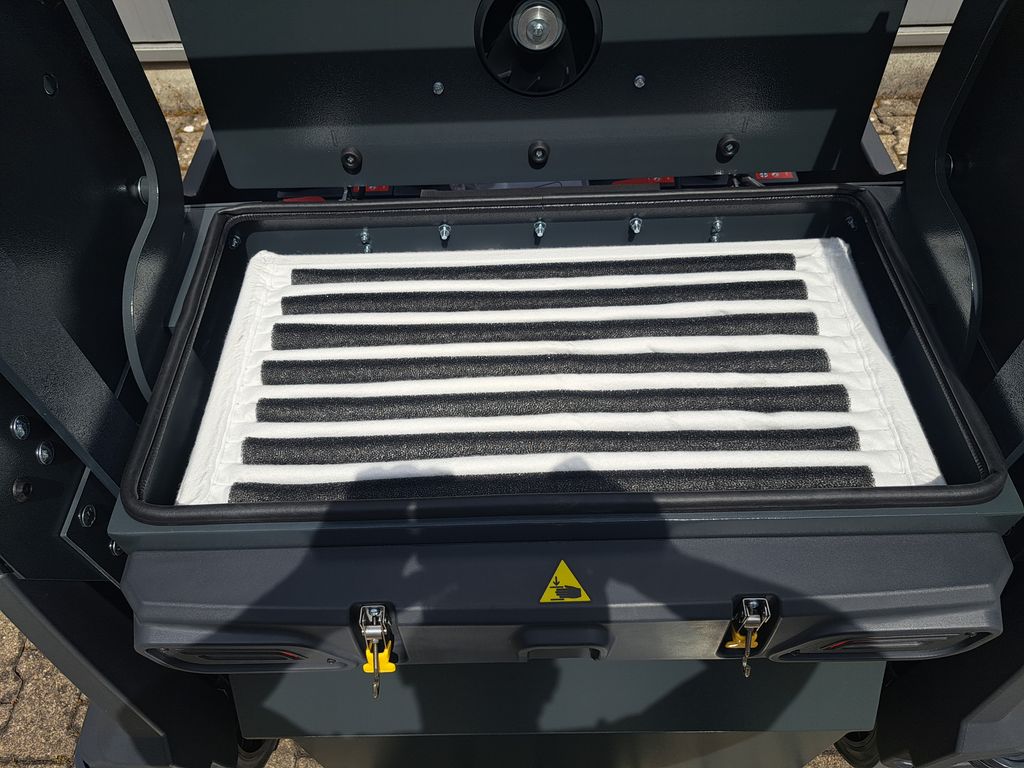 Aufsitz-Kehrsaugmaschine Fimap FSR8 Pro mieten Aufsitz-Kehrsaugmaschine zur Miete