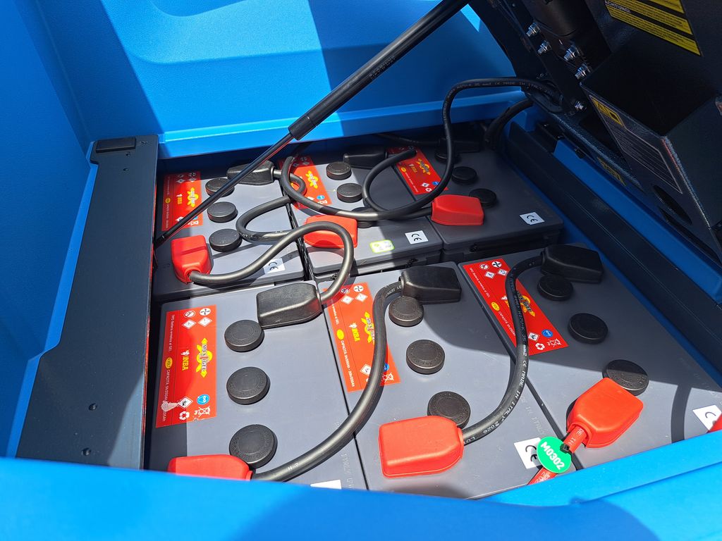 Aufsitz-Scheuersaugmaschine Fimap MG 85 B PRO mieten Aufsitz-Scheuersaugmaschine zur Miete
