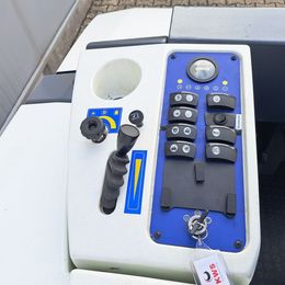 Aufsitz-Kehrsaugmaschine Dulevo 90 BK mieten Aufsitz-Kehrsaugmaschine zur Miete