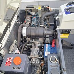 Aufsitz-Kehrsaugmaschine Dulevo 90 BK mieten Aufsitz-Kehrsaugmaschine zur Miete